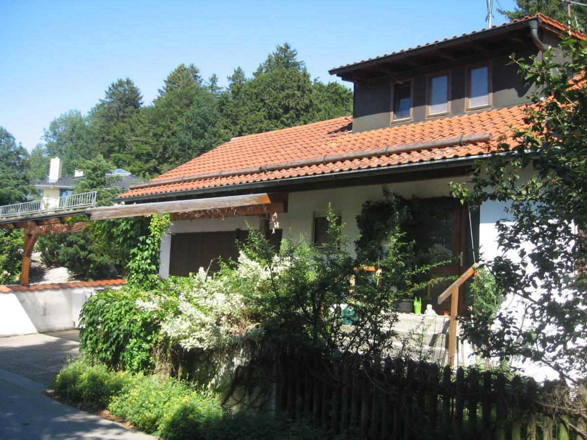 Komfortabel wohnen am Waldrand von Pitzling Landsberg am Lech Exterior foto