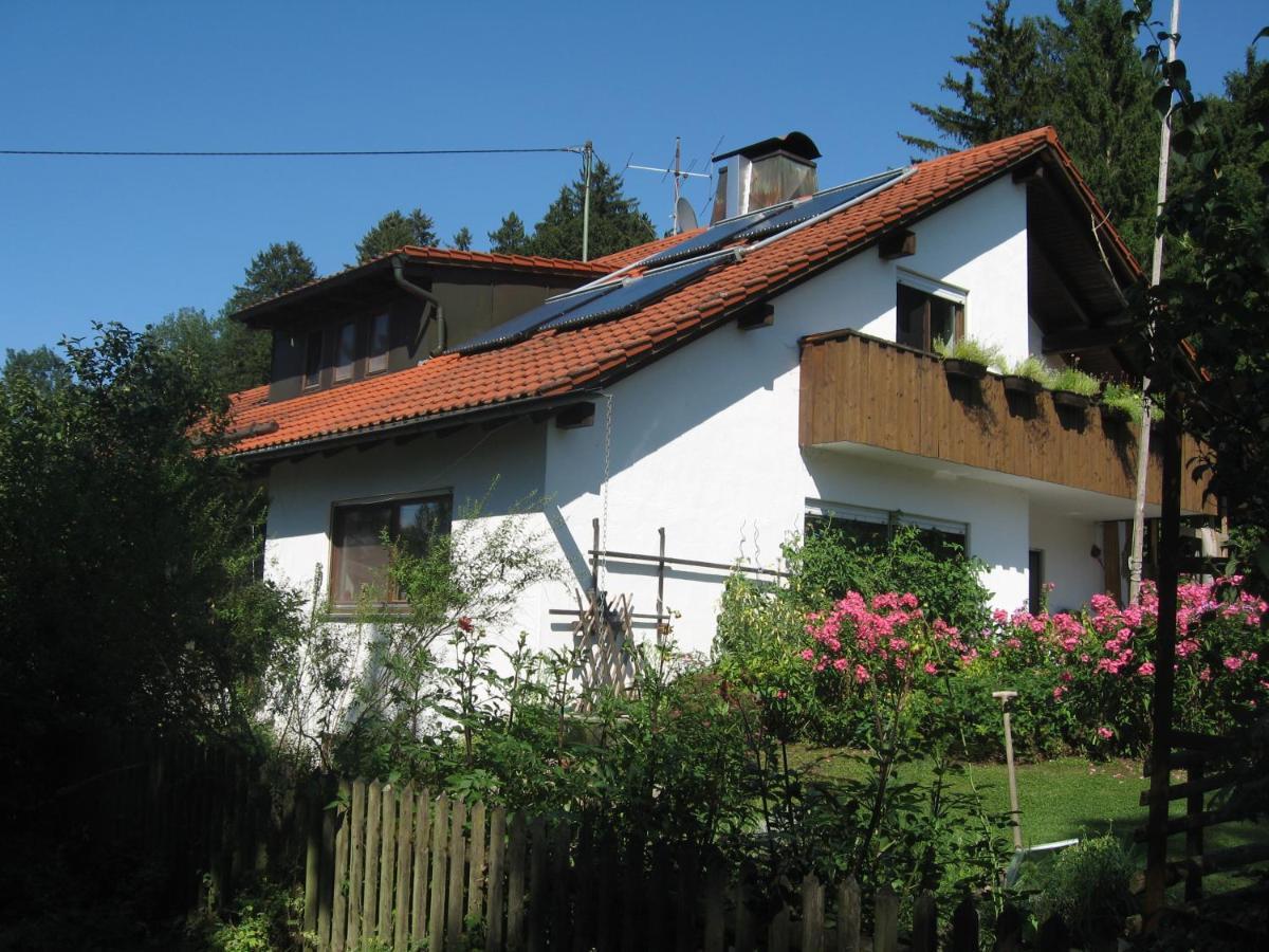 Komfortabel wohnen am Waldrand von Pitzling Landsberg am Lech Exterior foto